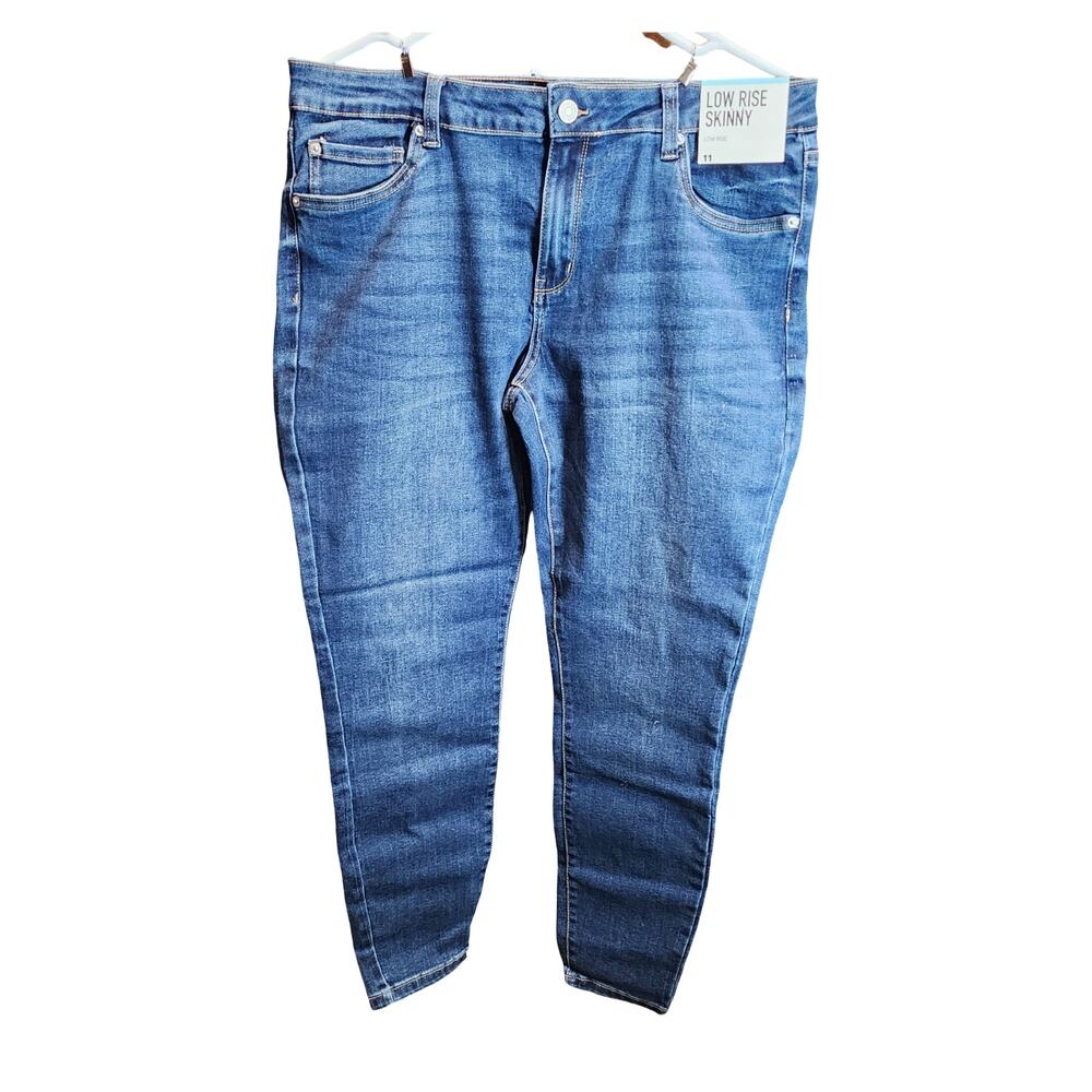 Charlotte Russe South Beach Low Rise Skinny Jeans Medium Wash Size 11